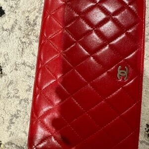 Chanel zip around wallet red